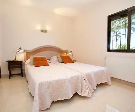 Casa Isis - 2 Bedrooms 4 Persons Villa